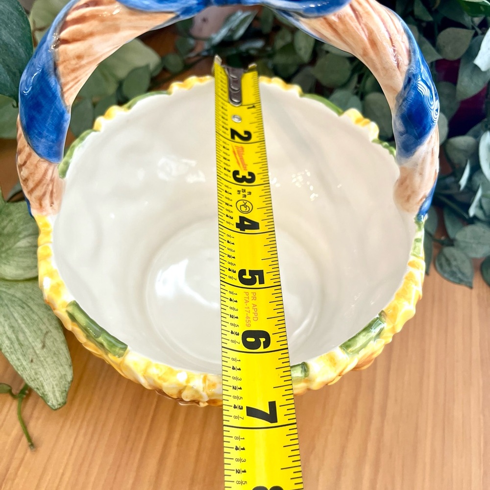 Vintage Ceramic Sunflower Basket Circa 1990’s - Picture 13 of 14